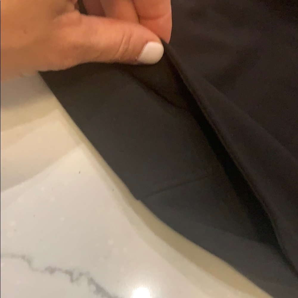 lululemon black cropped pants - Picture 3 of 4